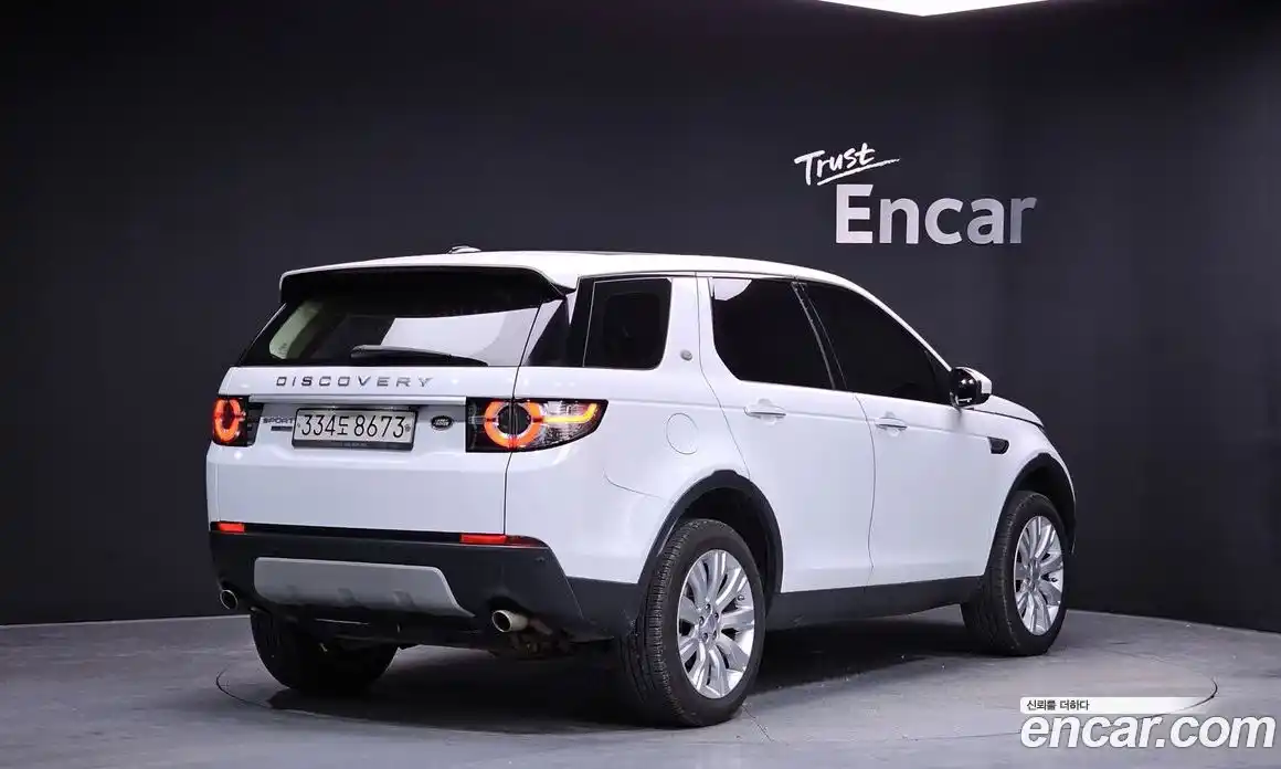 Land Rover Discovery Sport 2016 2.0 гидро в Москве № 1547743, фото 2