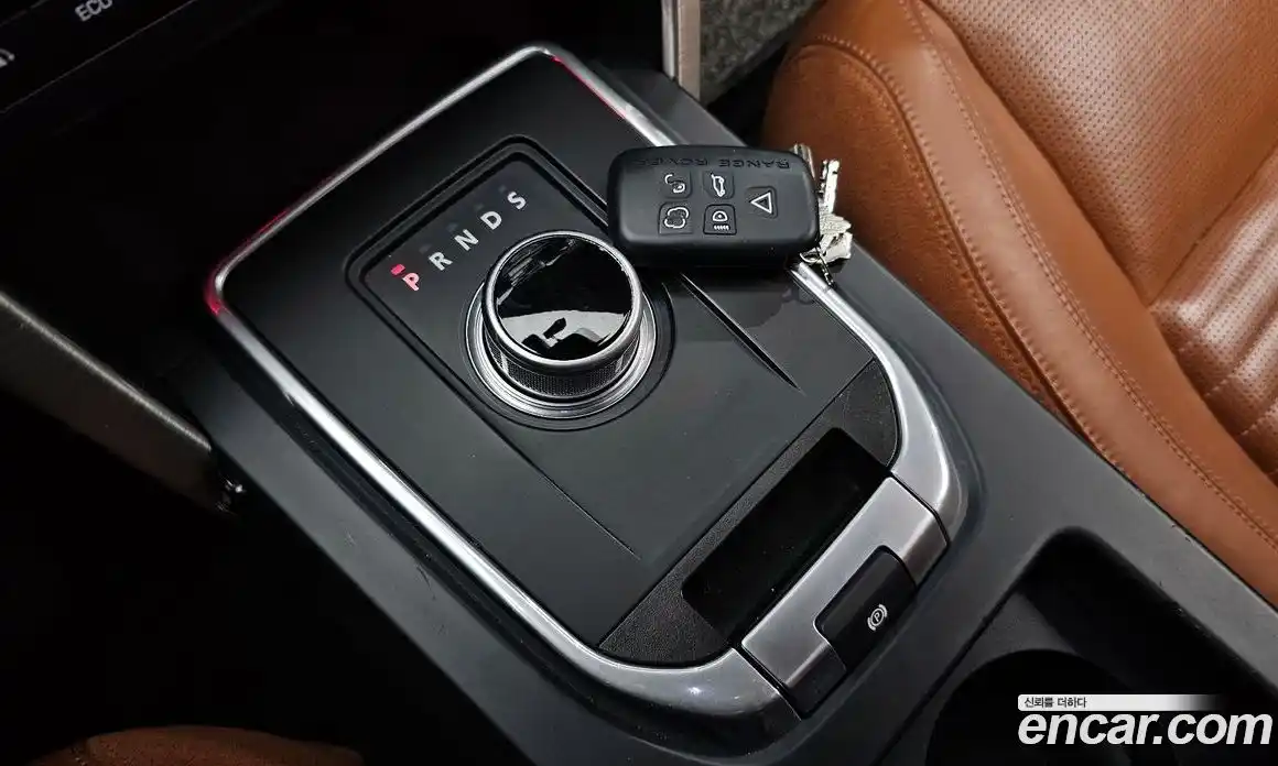 Land Rover Discovery Sport 2016 2.0 гидро в Москве № 1547743, фото 9