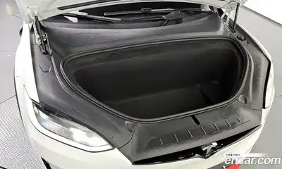 Tesla Model X 2024 0.3 гидро в Москве № 1548562, миниатюра 5