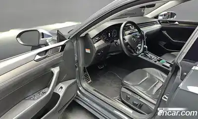 Volkswagen Arteon 2018 2.0 гидро в Москве № 1549207, миниатюра 10