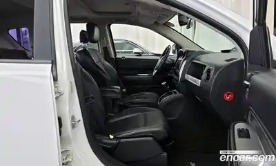Jeep Compass 2013 2.4 гидро в Москве № 1549909, миниатюра 12
