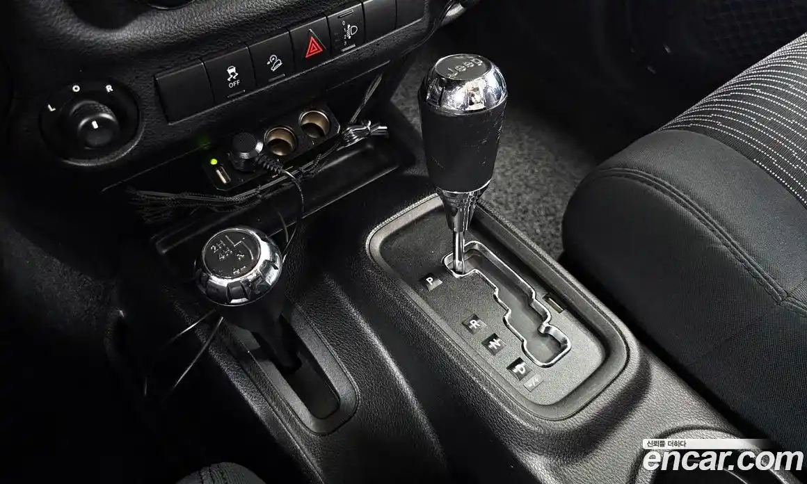Jeep Wrangler 2011 2.8 гидро в Москве № 1549910, фото 9