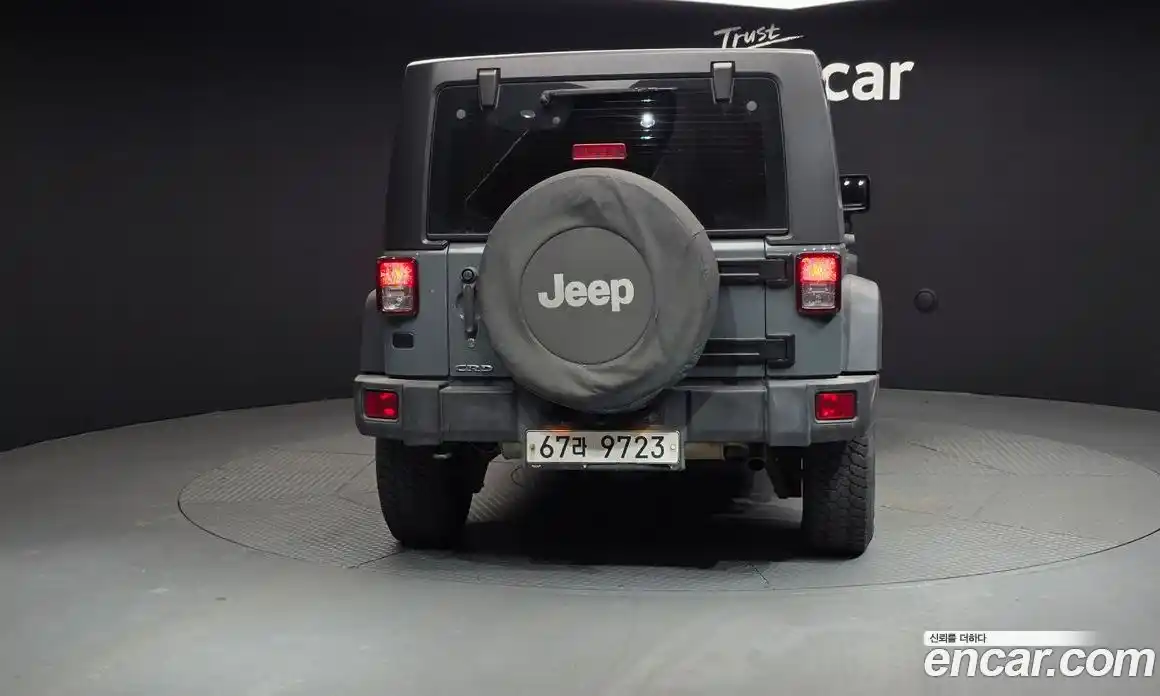 Jeep Wrangler 2015 2.8 гидро в Москве № 1549944, фото 4