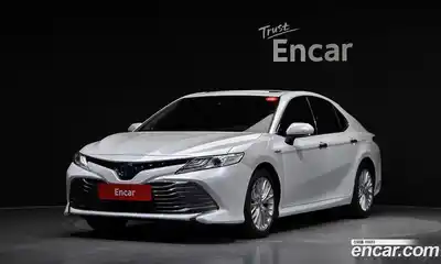Toyota Camry, 2018