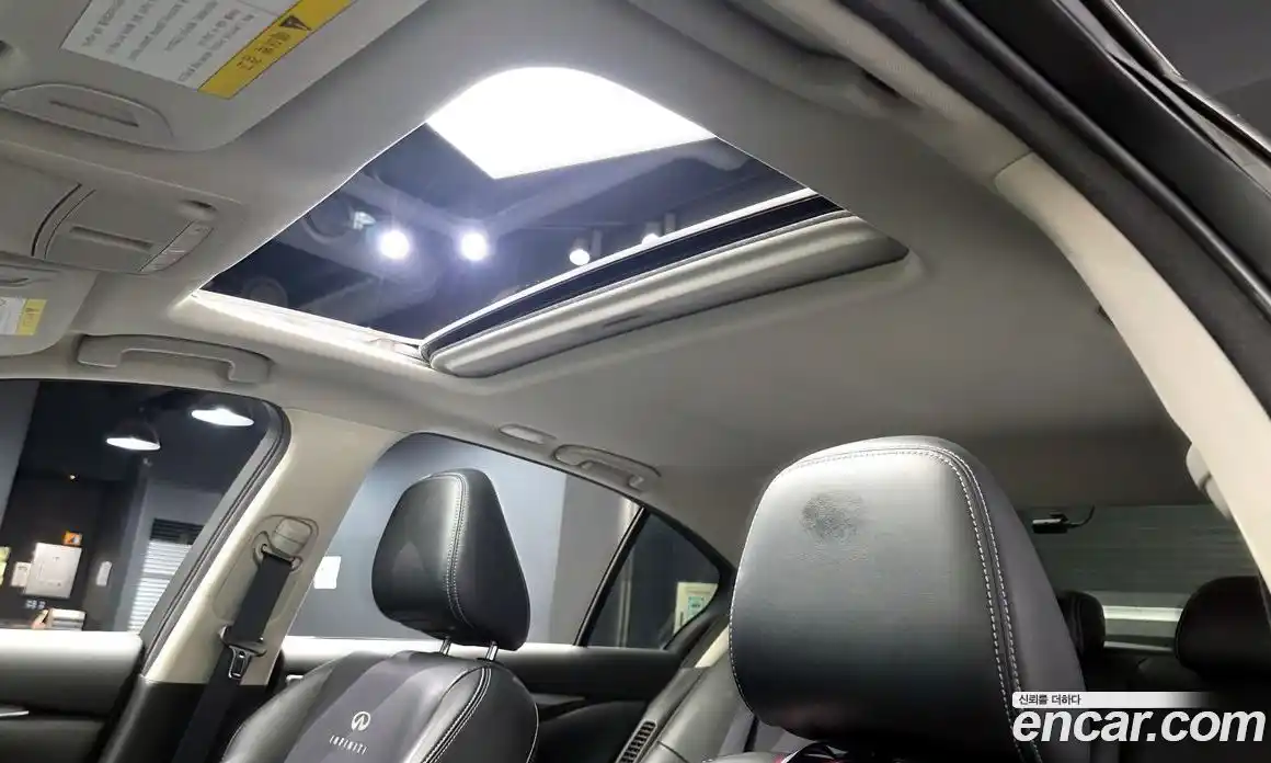 Infiniti Q50 2015 3.5 гидро в Москве № 1551057, фото 17