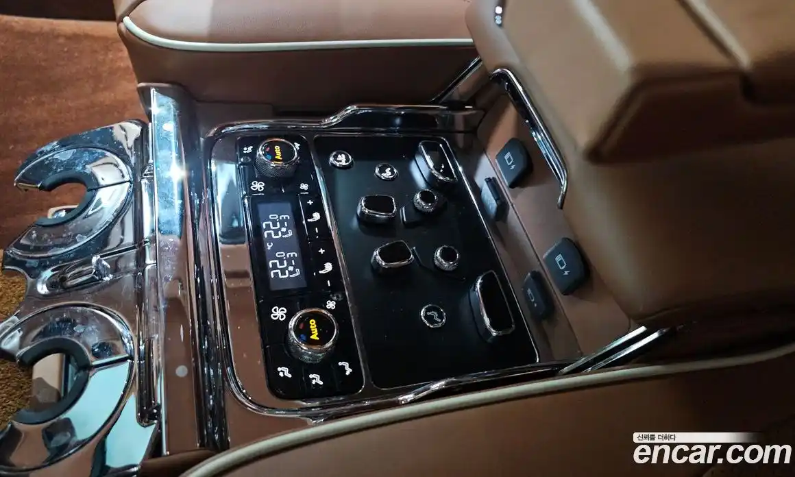 Bentley Mulsanne 2018 6.8 гидро в Москве № 1551438, фото 18