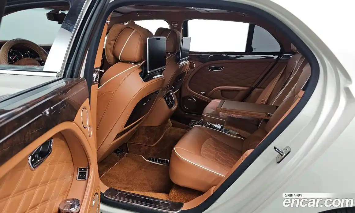 Bentley Mulsanne 2018 6.8 гидро в Москве № 1551438, фото 19