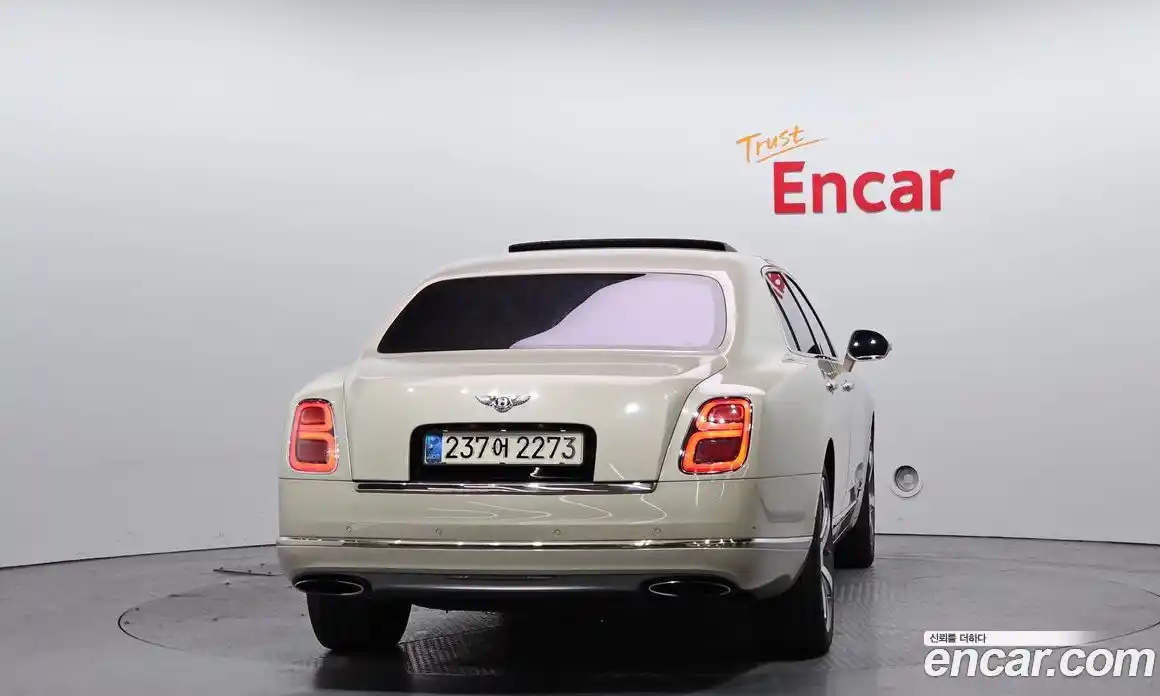 Bentley Mulsanne 2018 6.8 гидро в Москве № 1551438, фото 4