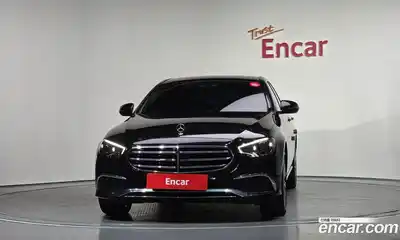 Mercedes-Benz E-Class 2023 2.0 гидро, миниатюра 3