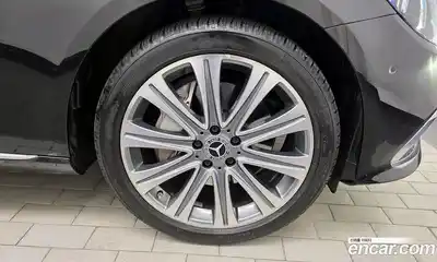 Mercedes-Benz E-Class 2023 2.0 гидро, миниатюра 5