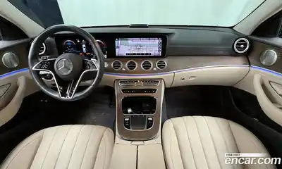 Mercedes-Benz E-Class 2023 2.0 гидро, миниатюра 7