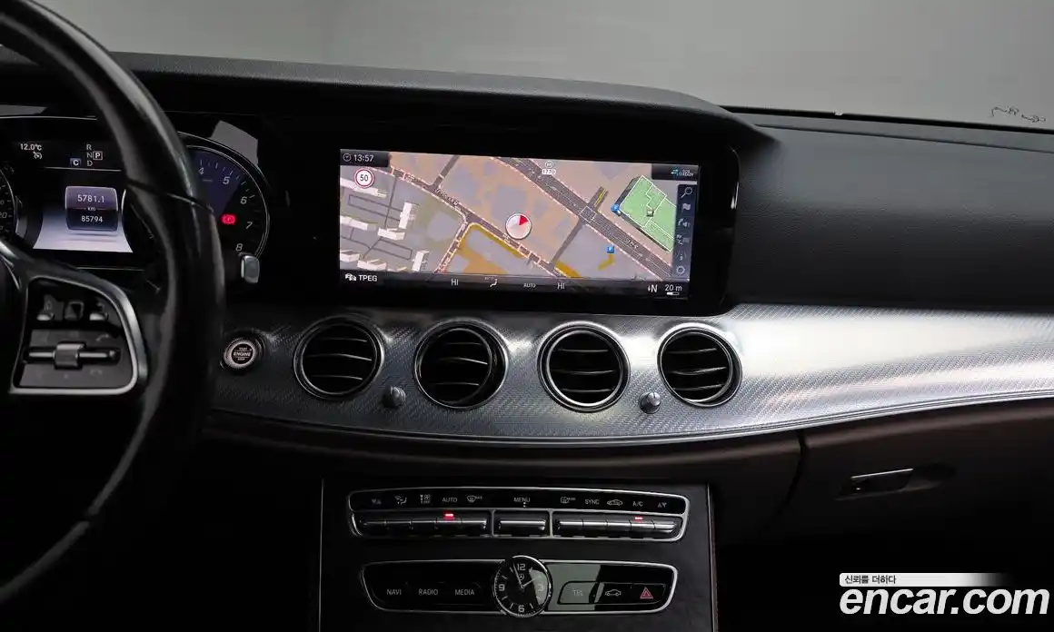 Mercedes-Benz E-Class 2020 2.0 гидро в Москве, фото 13