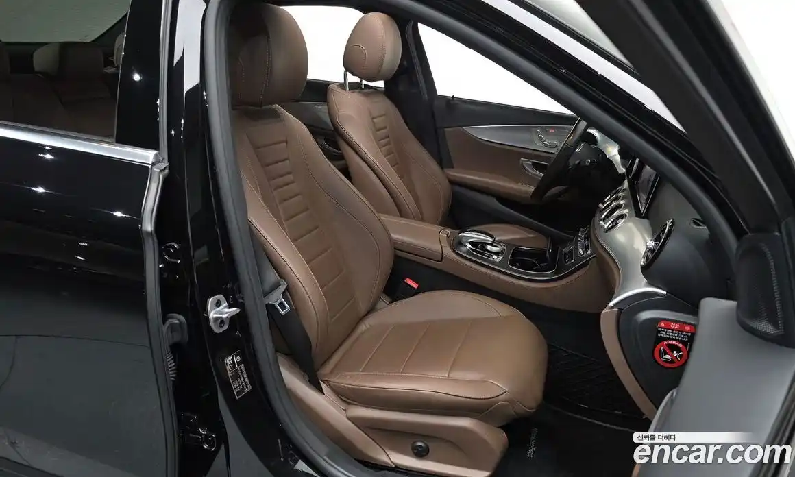 Mercedes-Benz E-Class 2020 2.0 гидро в Москве, фото 9