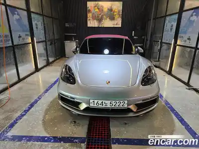 Porsche 718, 2022