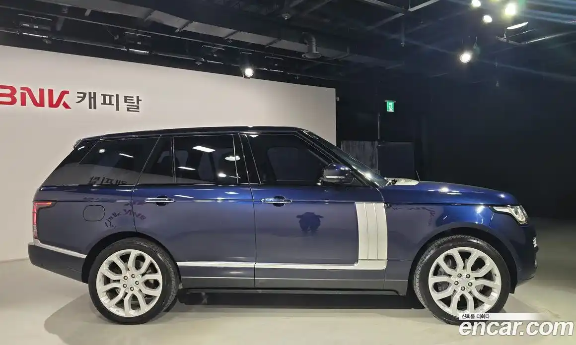 Land Rover Range-Rover 2015 4.4 гидро в Москве № 166245, фото 4