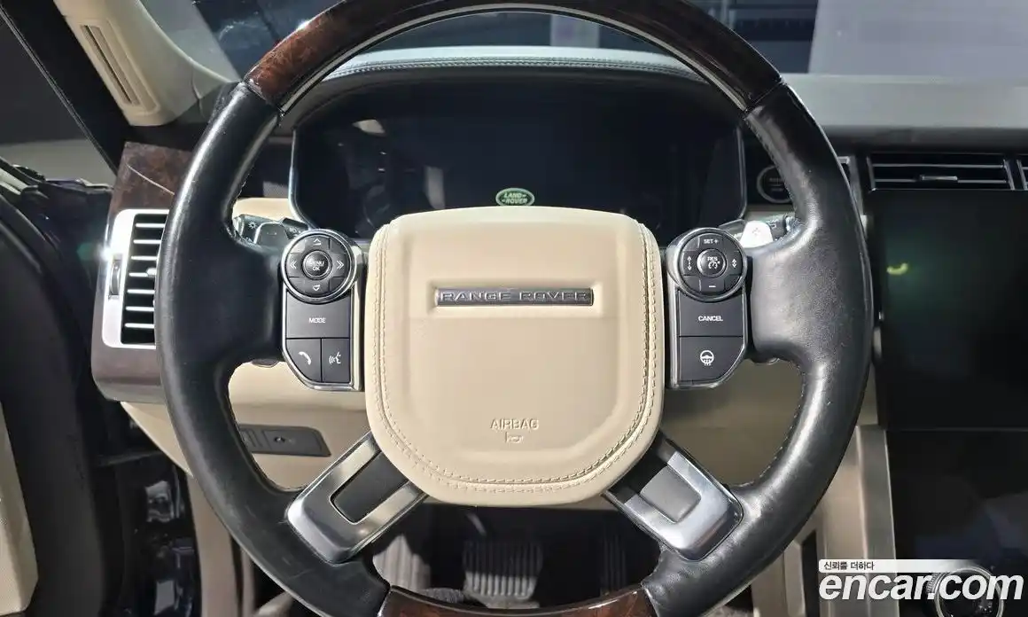 Land Rover Range-Rover 2015 4.4 гидро в Москве № 166245, фото 6