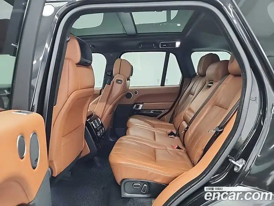 Land Rover Range-Rover 2015 4.4 гидро в Москве № 166667, фото 12