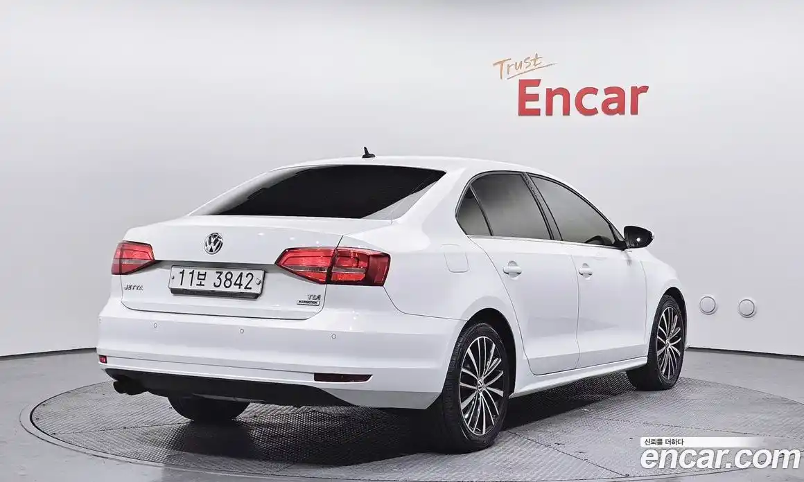 Volkswagen Jetta 2015 2.0 гидро в Москве № 178509, фото 2