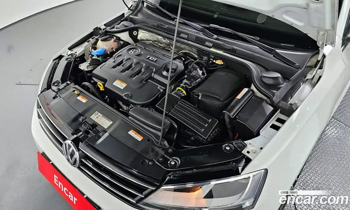 Volkswagen Jetta 2015 2.0 гидро в Москве № 178509, фото 6