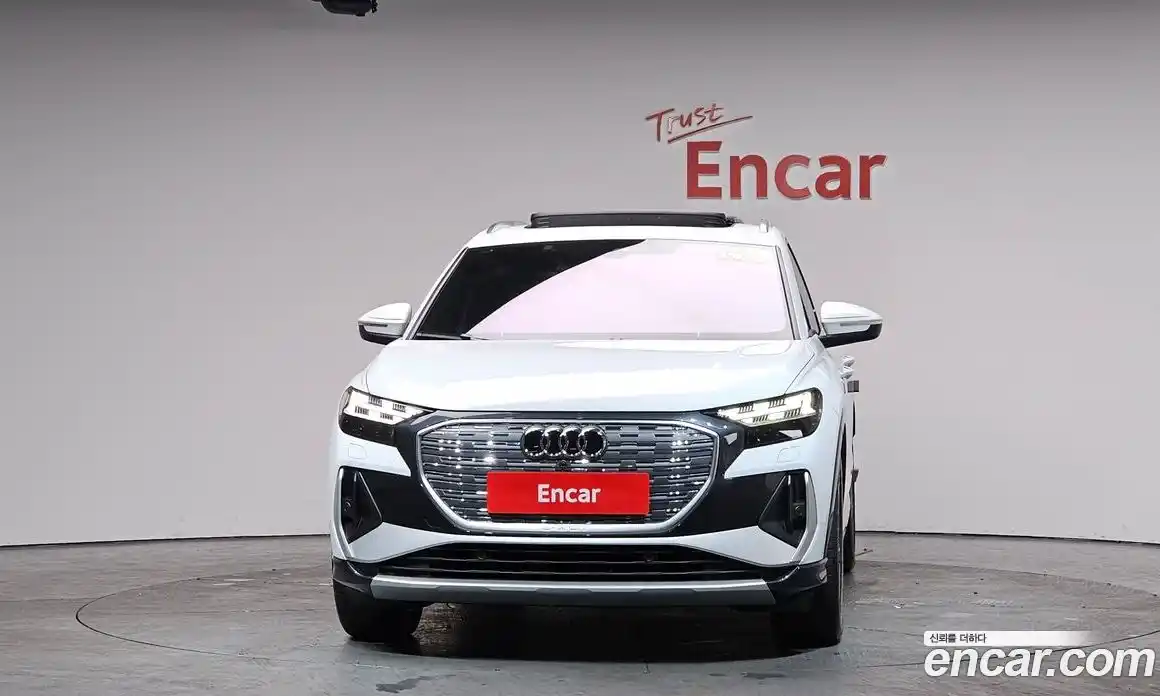 Audi Q4 e-tron 2023 0.2 гидро в Москве № 192539, фото 2