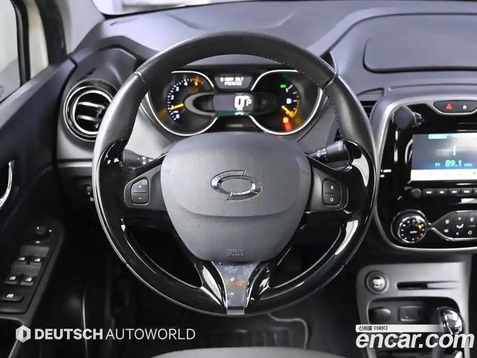 Renault QM3 2015 1.5 гидро в Москве № 227338, фото 13