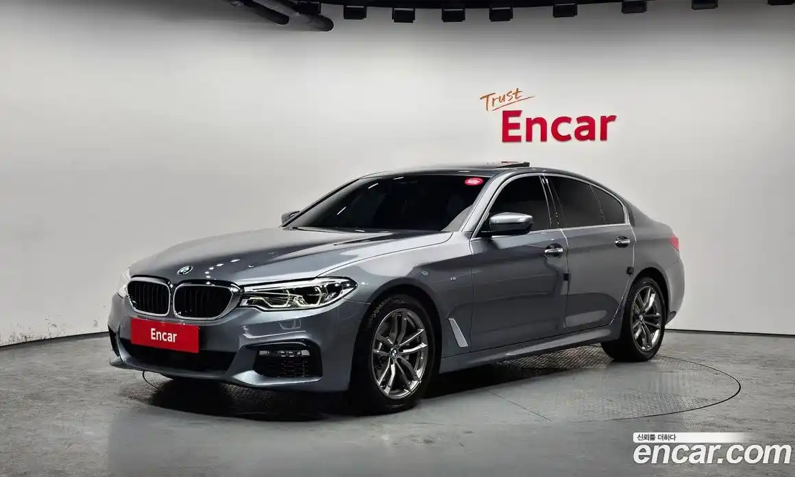 BMW 5-Series 2018 2.0 гидро в Москве № 228995, фото 1