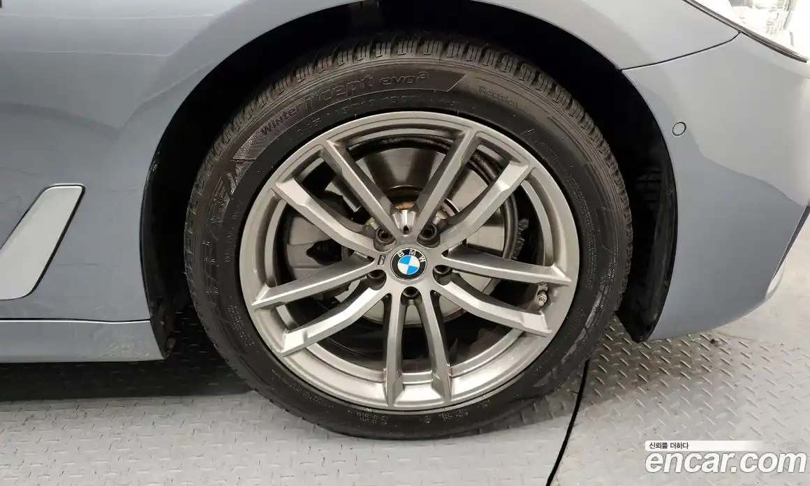 BMW 5-Series 2018 2.0 гидро в Москве № 228995, фото 5