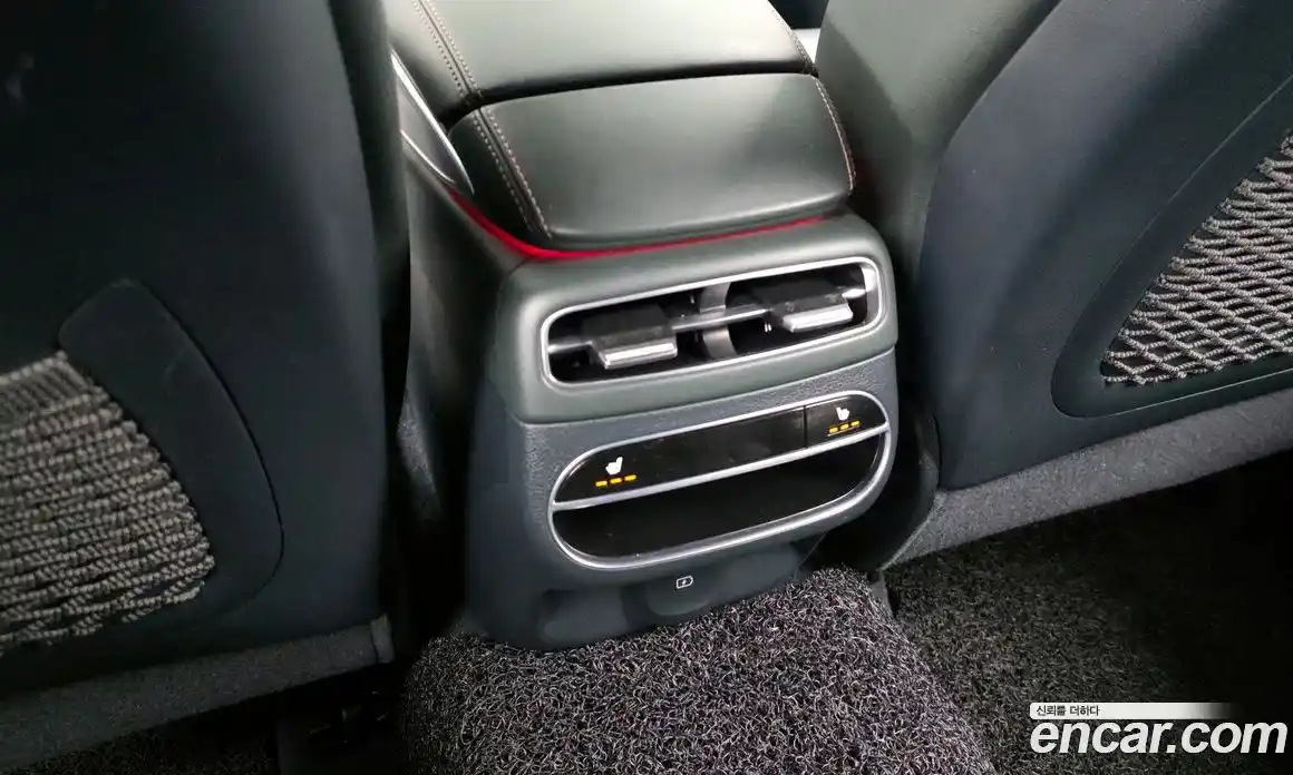 Genesis GV70 2021 2.5 гидро в Москве № 23476, фото 19