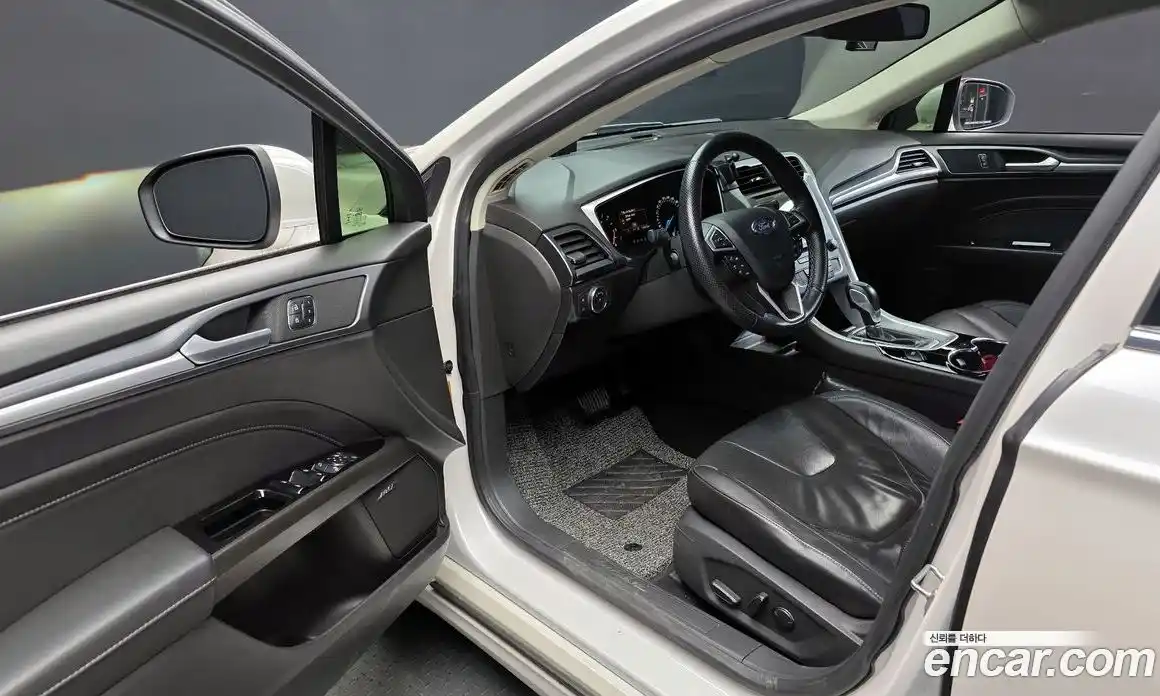 Ford Mondeo 2015 2.0 гидро в Москве № 255637, фото 11