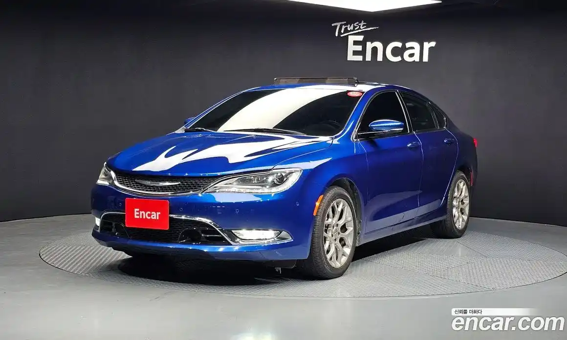 Chrysler 200 2015 2.4 гидро в Москве № 256774, фото 1