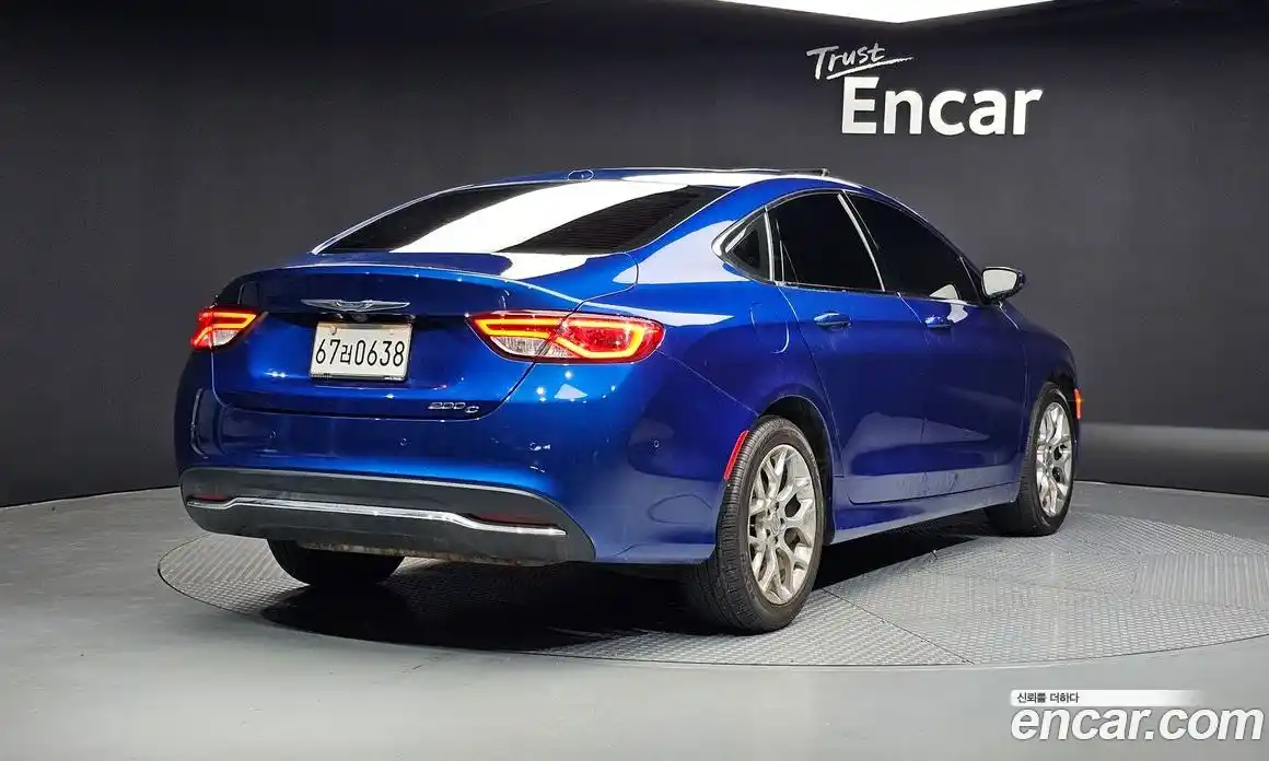Chrysler 200 2015 2.4 гидро в Москве № 256774, фото 2