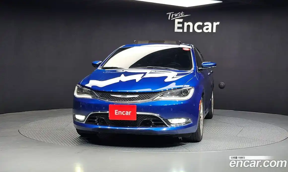 Chrysler 200 2015 2.4 гидро в Москве № 256774, фото 3