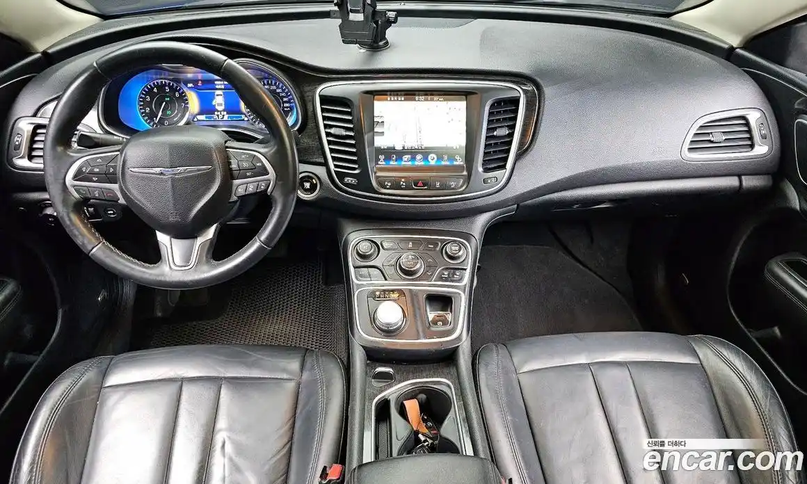 Chrysler 200 2015 2.4 гидро в Москве № 256774, фото 7