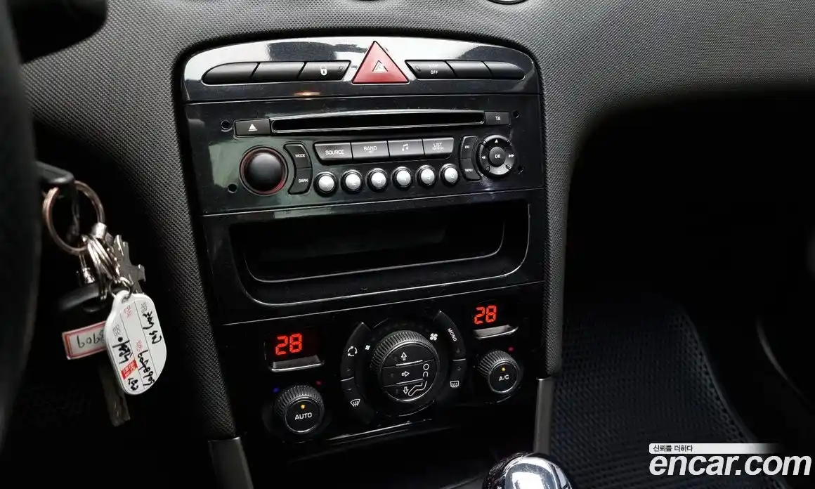 Peugeot 308 2013 1.6 гидро в Москве № 259324, фото 16