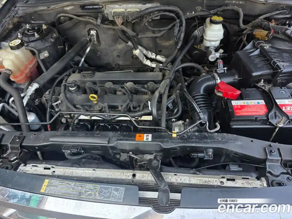 Ford Escape 2010 2.5 гидро в Москве № 282267, фото 18