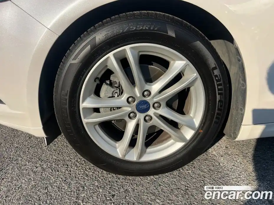 Ford Mondeo 2015 2.0 гидро в Москве № 337518, фото 16
