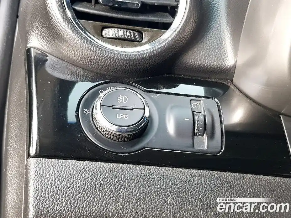 Chevrolet Orlando 2011 2.0 гидро в Москве № 891563, фото 11