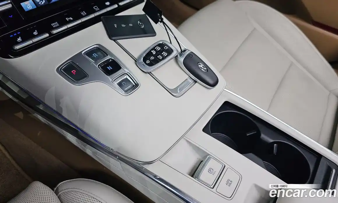 Hyundai Grandeur 2020 3.3 гидро в Москве № 112404, фото 9