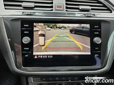 Volkswagen Tiguan 2018 2.0 гидро в Москве № 1251546, миниатюра 12