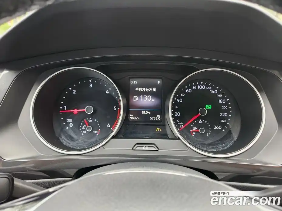 Volkswagen Tiguan 2018 2.0 гидро в Москве № 1251546, фото 13