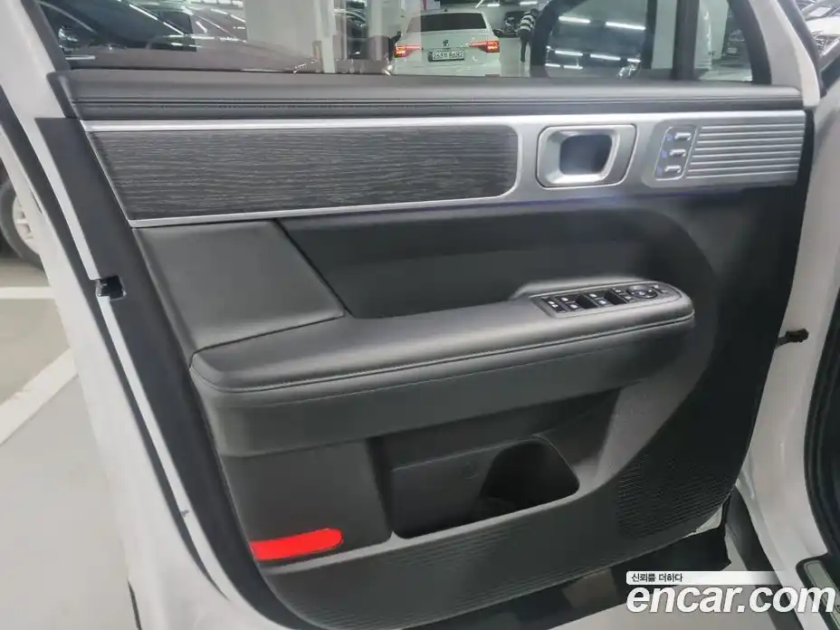 Hyundai Santa Fe 2025 2.5 гидро в Москве № 130080, фото 11