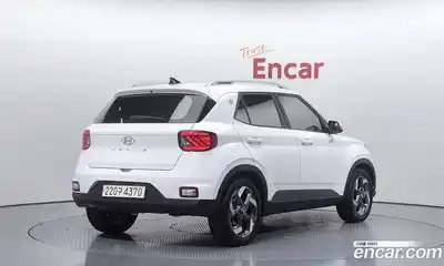 Hyundai Venue 2023 1.6 гидро в Москве № 1537388, миниатюра 2