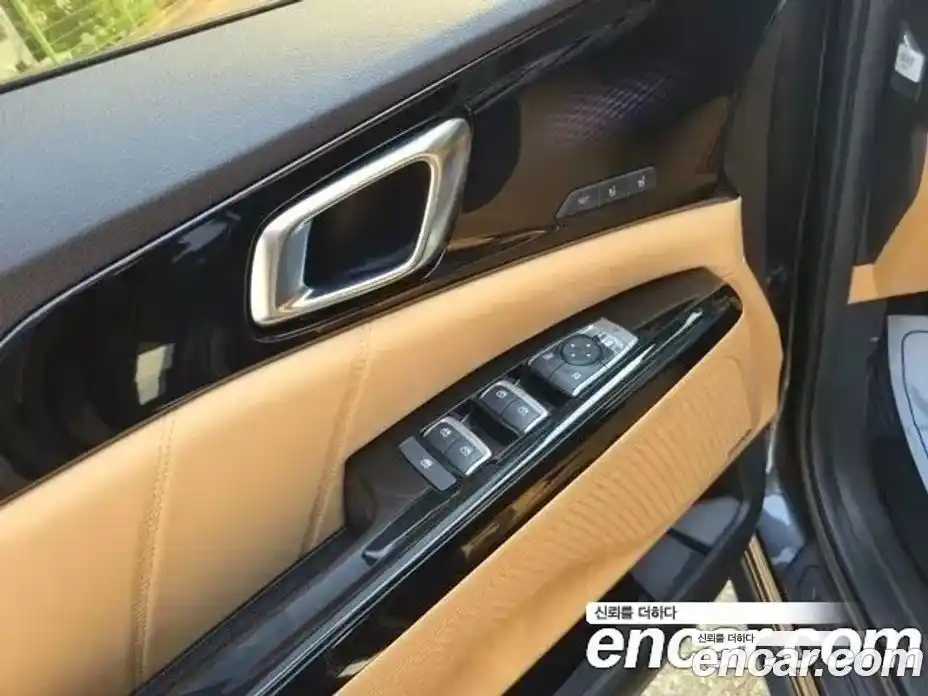 Kia Canival 2023 3.5 гидро в Москве № 1538106, фото 17