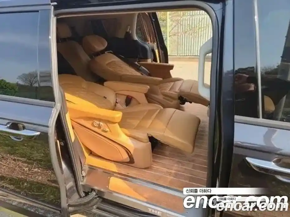 Kia Canival 2023 3.5 гидро в Москве № 1538106, фото 7