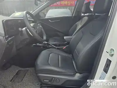 Kia Niro 2023 1.6 гидро в Москве № 1538760, миниатюра 10