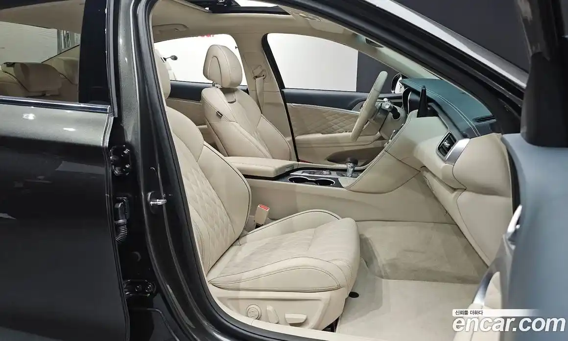 Genesis G70 2025 2.5 гидро в Москве № 1538864, фото 10