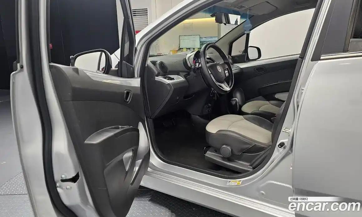 Chevrolet Spark 2014 1.0 гидро в Москве № 1541215, фото 10