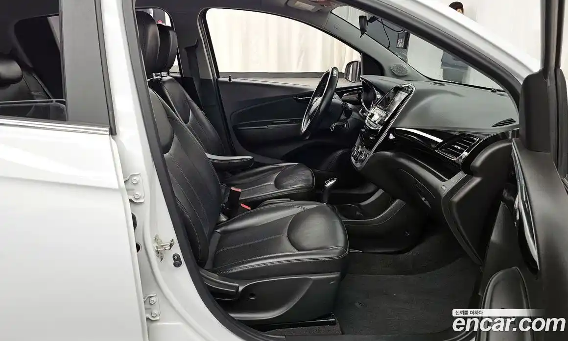 Chevrolet Spark 2017 1.0 гидро в Москве № 1541561, фото 11