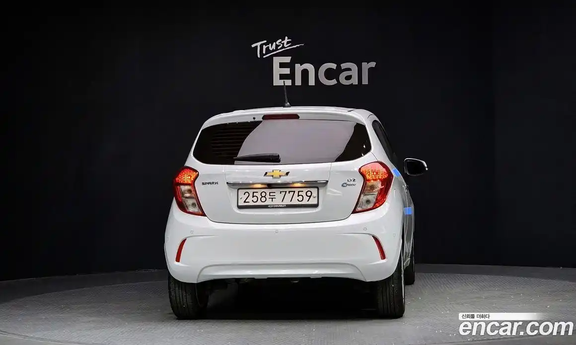 Chevrolet Spark 2017 1.0 гидро в Москве № 1541561, фото 4