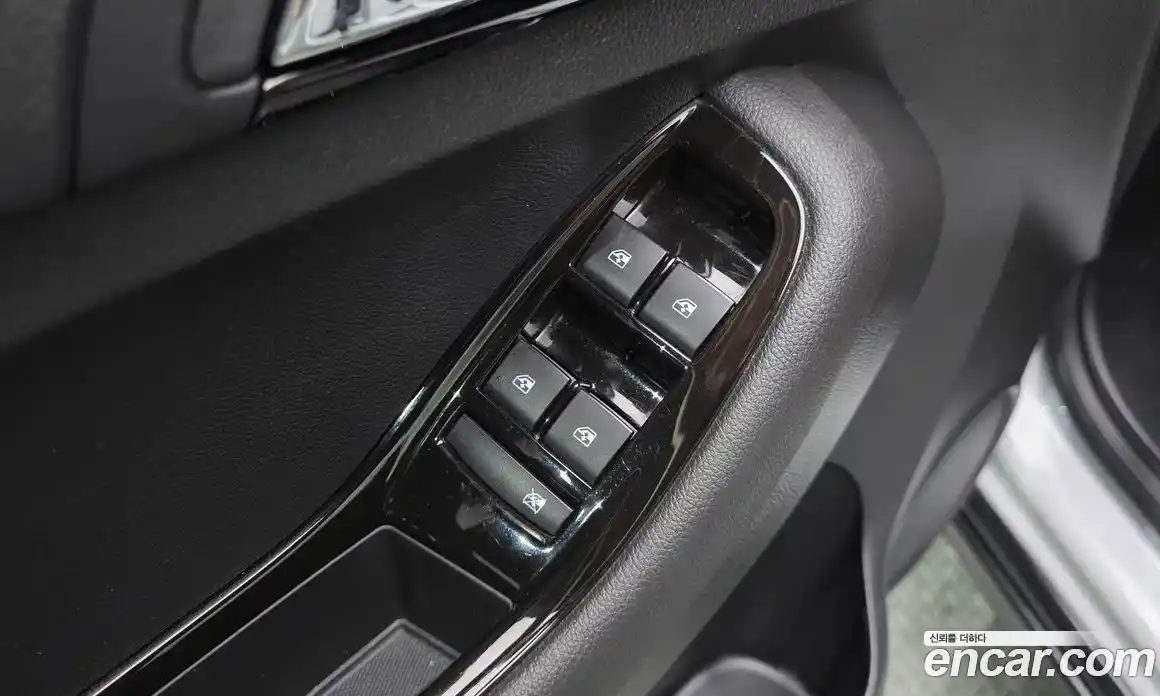 Chevrolet Orlando 2015 2.0 гидро в Москве № 1541983, фото 17